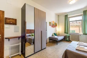 Dedicated room with terrace & garden - Image 3