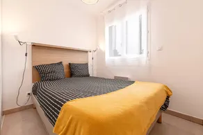 Children-friendly apartment with heated pool & terrace | Sea view | Next to the beach - Image 5