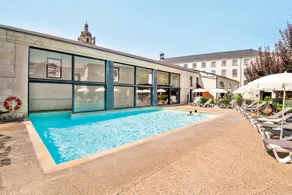 Family-oriented wonderful apartment with pool | Pets allowed - Image 2