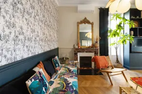 Apartment with terrace - Image 2