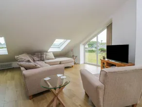 Cottage with garden & jacuzzi - Image 5
