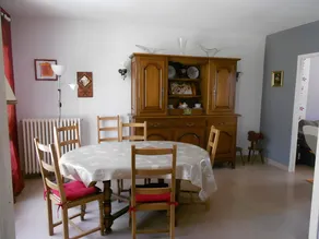 Maison de vacances adaptée aux familles avec terrasse, barbecue et jardin | Vue jardin - Image 4