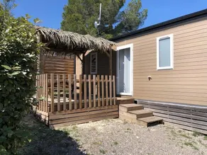 Kinderfreundliche tolle Camping-Unterkunft mit beheiztem Pool und Terrasse - Image 3