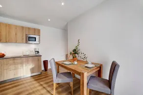 Appartement de vacances avec jardin, barbecue et terrasse | Vue montagne | Adapté au travail à distance - Image 4