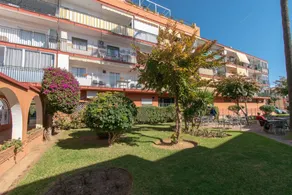 Merveilleux appartement de vacances avec terrasse | À côté de la plage - Image 2