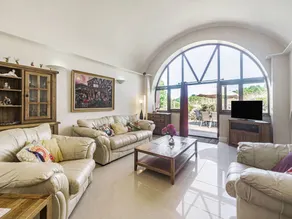 Family-friendly cottage with garden - Image 3