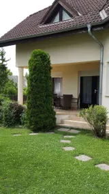 Apartment with terrace, BBQ & garden - Image 2
