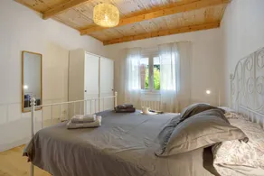 Holiday Home 'Picarus' with Private Terrace, Wi-Fi, Air Conditioning & Heating - Image 4