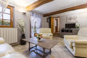 Gite with terrace, garden & BBQ - Image 4