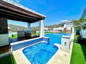 Elegant Villa with Jacuzzi in Canillas de Albaida - Image 3