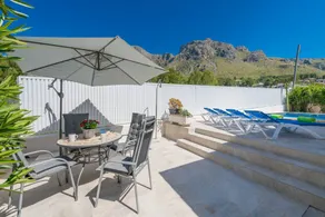 Villa avec jardin, barbecue et terrasse - Image 5
