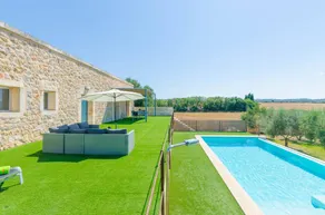Kinderfreundliche Villa mit Terrasse, privatem Pool und Grill - Image 4