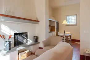 Appartamento con piscina, giardino e terrazza | Vista sul giardino - Image 3