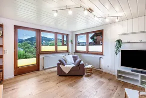 Holiday Apartment 'Käppeleblick' with Mountain View, Private Terrace and Wi-Fi - Image 5