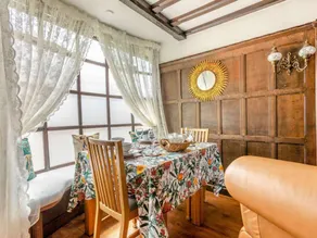 Cottage with garden - Image 3