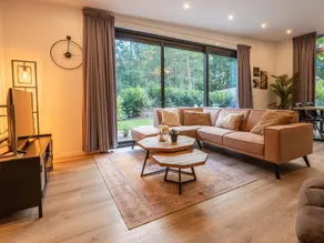 Pleasant chalet with terrace, heated pool & garden | Pets allowed - Image 5