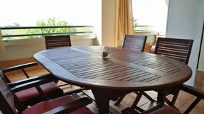 Beautiful flat with pool, terrace & garden - Image 4