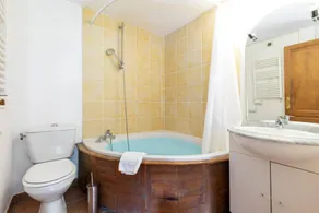 Chalet, wifi, 150m from ski lifts, swimming pool, sauna, terrace, fireplace or stove, parking, tv - Image 2