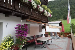 Flat with terrace & garden | Mountain view - Image 2