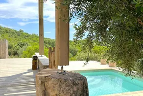Children-friendly villa with terrace, barbecue & private pool | Sea view - Image 5
