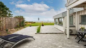 House with jacuzzi, terrace & barbeque - Image 4