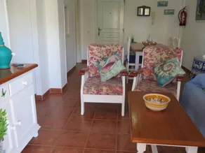 Flat with pool - Image 2
