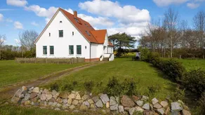 Apartment with terrace & garden | Garden view | Pet-friendly - Image 2