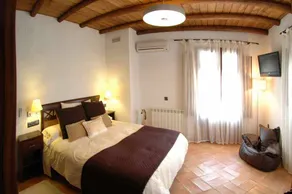 Holiday home with terrace | River view | Good for workation - Image 5