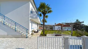 Beautiful apartment with barbecue & terrace | Close to the beach | Pet-friendly - Image 4