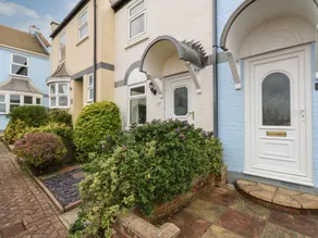 Child-friendly lovely cottage with garden & terrace | Beach view | Pets are welcome - Image 3