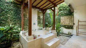 Villa with private pool, terrace & garden | Next to the beach - Image 5