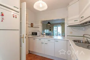 Holiday apartment with garden, terrace & pool - Image 5