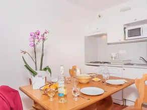 Beautiful flat with pool | Mountain view | Pets are welcome - Image 2