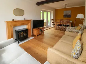 Casa rural con jardín - Image 3