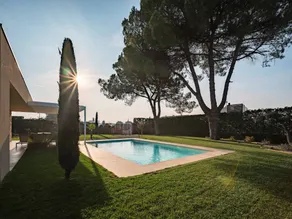 Maison de vacances avec piscine privée, barbecue et internet haut débit | Vue lac - Image 5