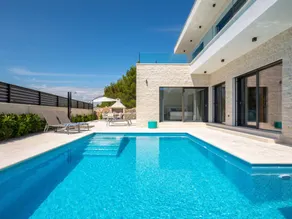 Casa vacacional con piscina privada y barbacoa - Image 2