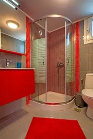 Flat with terrace, barbeque & garden - Image 4