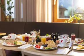 Child-friendly flat with sauna, heated pool & hot tub | Ski nearby | Pets are welcome - Image 2