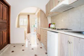 Lovely house with terrace | Mountain view | Close to the beach - Image 4
