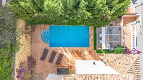 Holiday Home 'Chalet Altea' with Sea View, Wi-Fi and Air Conditioning - Image 4