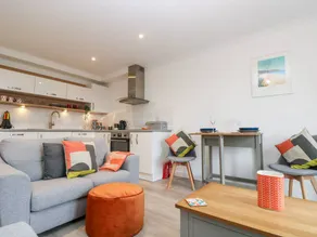 Fully equipped lovely cottage | Beach view - Image 5