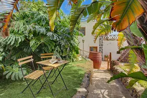 Appartement de vacances avec piscine chauffée et jardin | Vue montagne | Parfait pour le travail à distance - Image 3