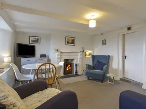 Family-friendly beautiful cottage with garden & BBQ | Close to the beach - Image 4