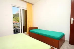 Studio with terrace & garden - Image 3