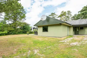 House with terrace, barbecue & garden - Image 2