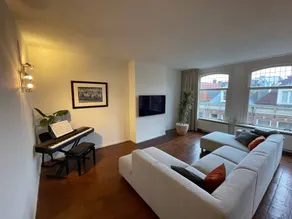 Merveilleux appartement entièrement équipé avec jacuzzi | Vue ville - Image 5
