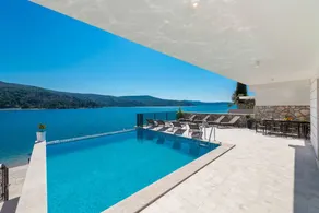 Beachfront Villa Absoluta with Pool - Image 2