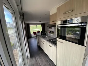 Maison avec sauna, terrasse et jardin - Image 5