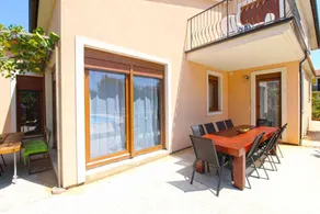 Fully equipped beautiful villa with terrace, barbecue & garden | Pets allowed - Image 5