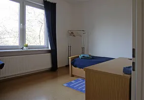 Flat with terrace - Image 4